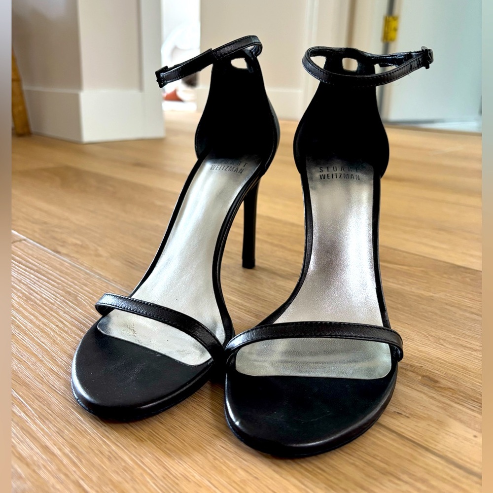 Stuart Weitzman Nudistong in black leather, size 7